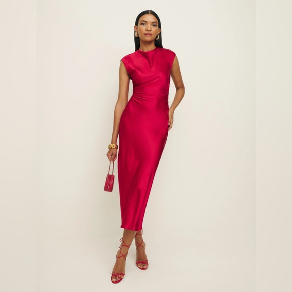 Reformation Dresses & Skirts - Reformation Veida Silk Midi Dress in Lipstick Red | size 2